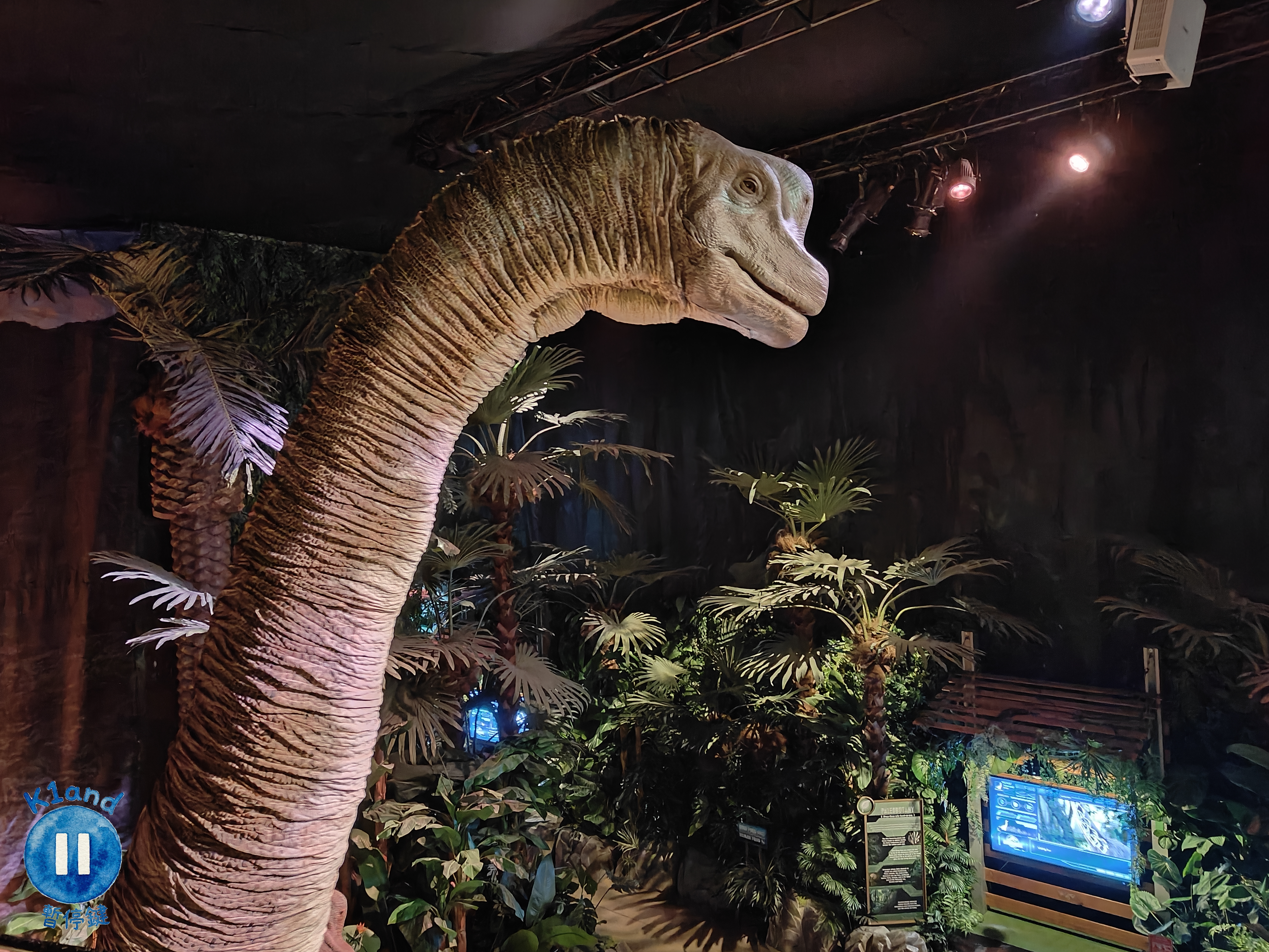 曼谷侏羅紀世界腕龍