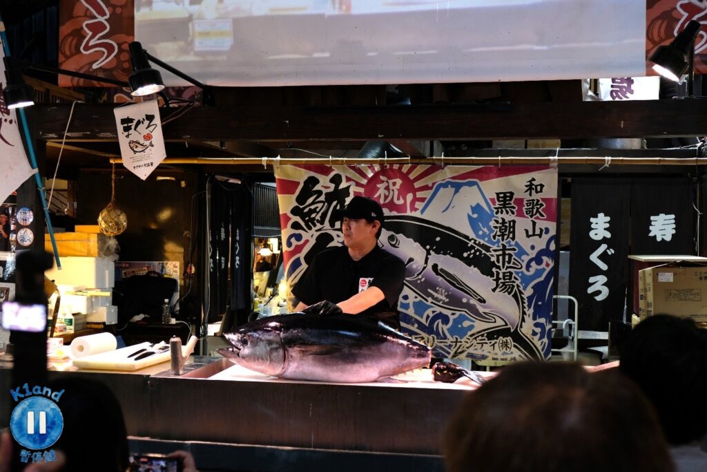 黑潮市場切鮪魚表演