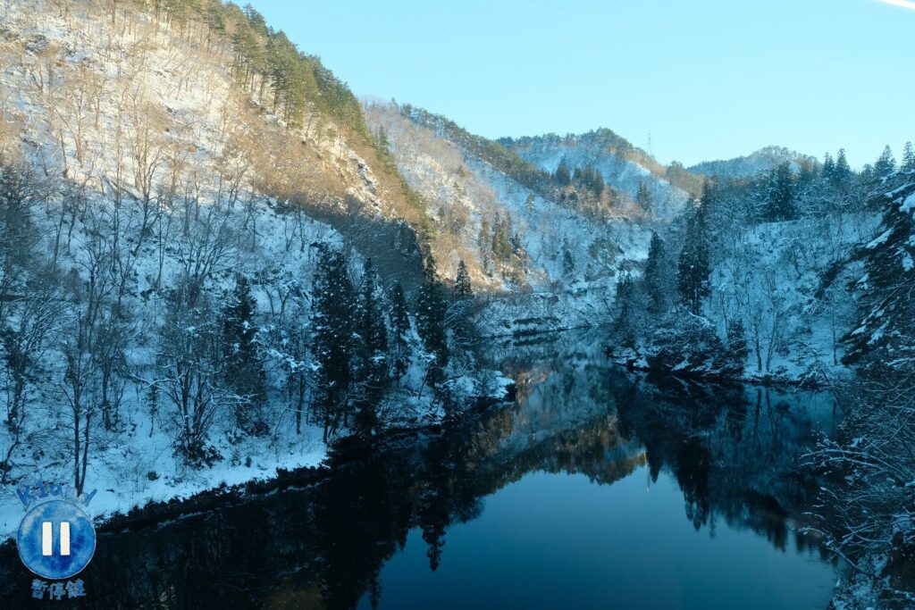 只見川